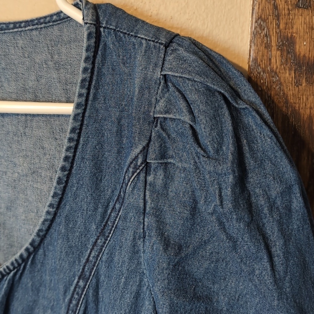 Jessica Simpson Blue Denim Jumpsuit With Puff Sleeves - Picture 5 of 7